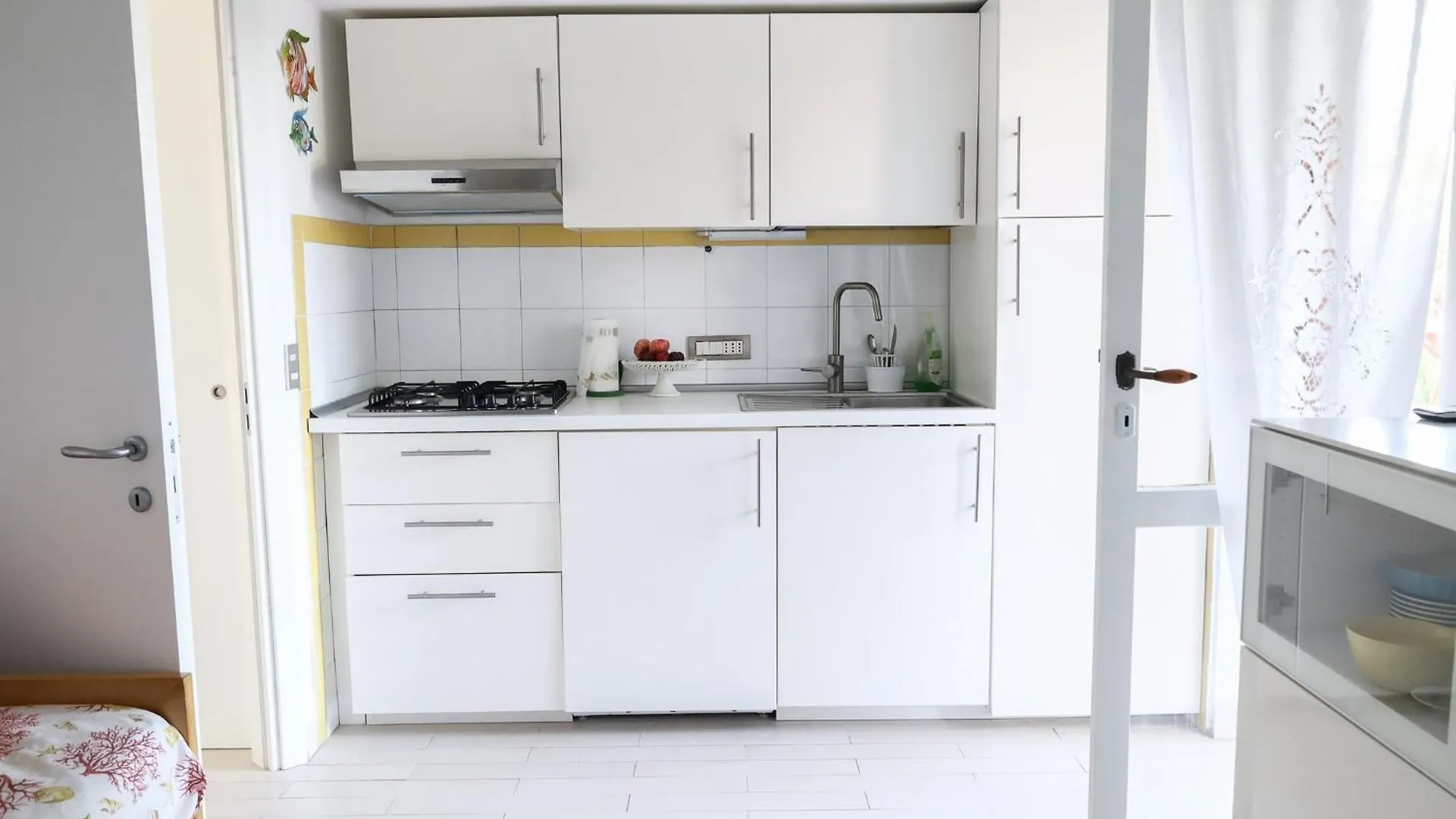 Comfy Flat W/ Pool, Tennis Court & Private Beach! Porto Conte 0*,  Italy