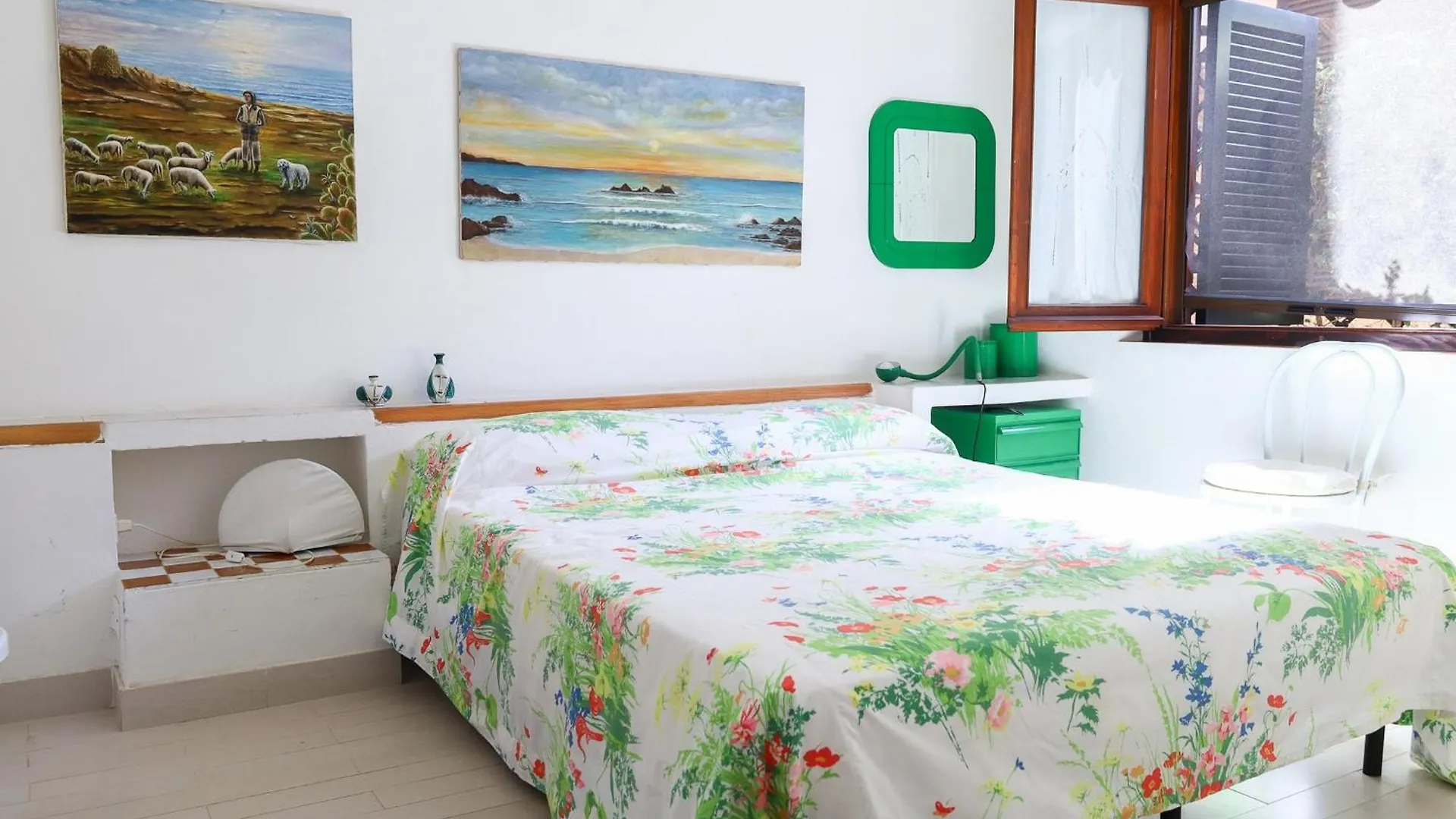 Comfy Flat W/ Pool, Tennis Court & Private Beach! Porto Conte 0*,